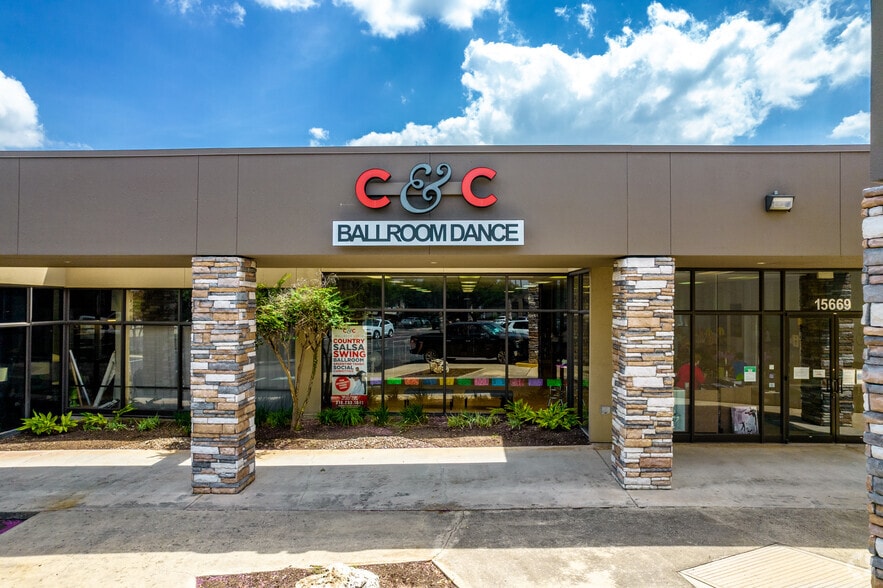 More Photos Of 15665-15689 San Pedro Ave, San Antonio Unknown For Lease