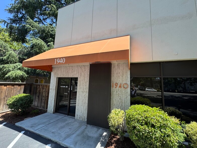 More Photos Of 1940 The Alameda, San Jose Office For Lease