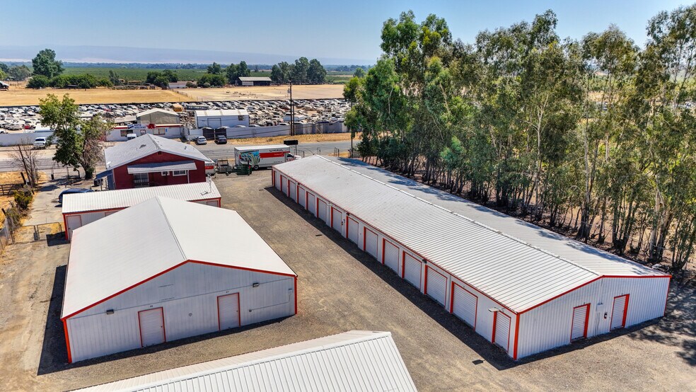 More Photos Of 7965 State Highway 99W, Gerber Self Storage For Sale