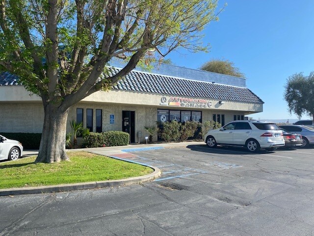 More Photos Of 44901 Golf Center Pky, Indio Unknown For Lease