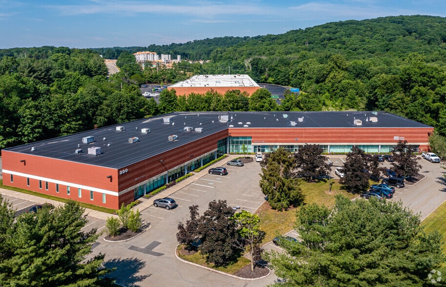 Primary Photo Of 300 Roundhill Dr, Rockaway Warehouse For Lease