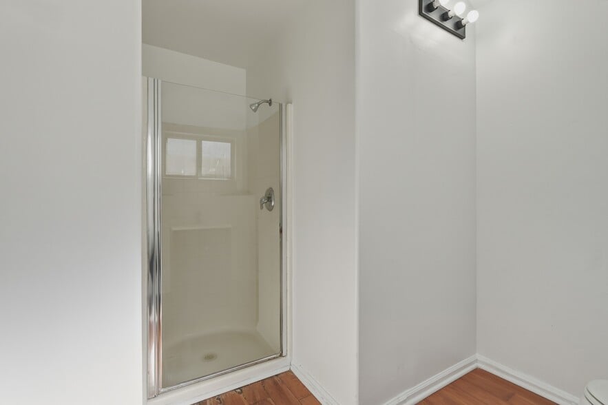 More Photos Of 137 Arena St, El Segundo Flex For Sale