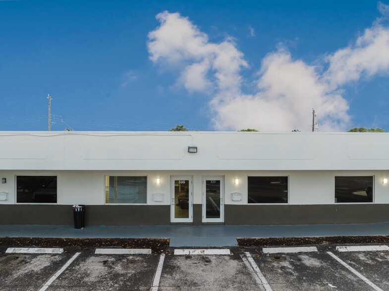 More Photos Of 315-353 SW 27th Ave, Fort Lauderdale Unknown For Lease