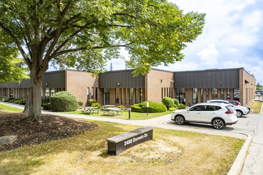 Primary Photo Of 2480-2488 Dunwin Dr, Mississauga Service For Lease