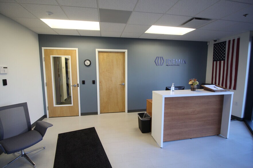 More Photos Of 3500 E Coliseum Blvd, Fort Wayne Office For Lease
