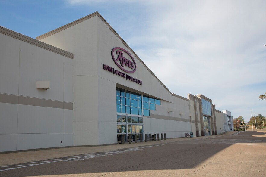 More Photos Of 6380-6392 Ridgewood Court Dr, Jackson General Retail For Sale