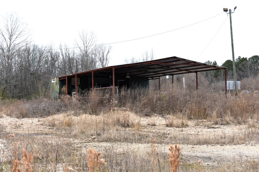 More Photos Of 4040 Northern Blvd, Montgomery Office For Lease