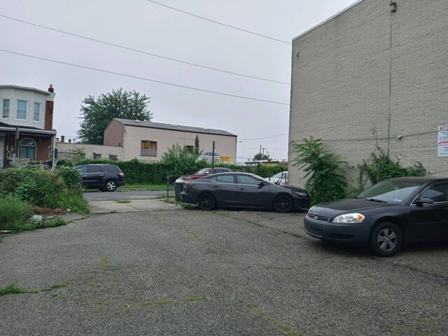 More Photos Of 100-102 W Gale St, Philadelphia Flex For Lease