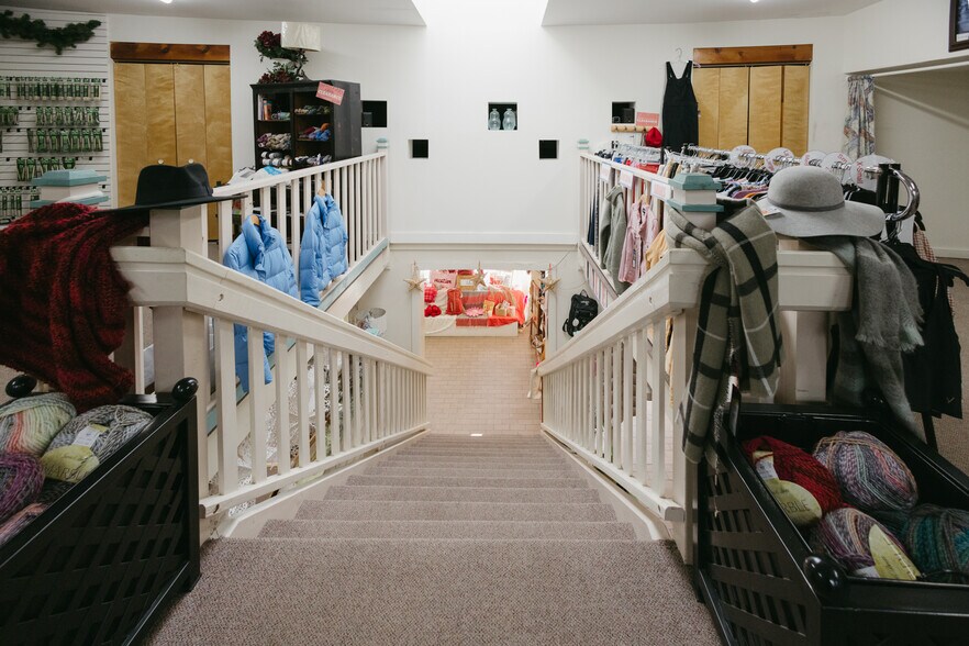 More Photos Of 121 Rittenhouse Ave, Bayfield Storefront For Sale