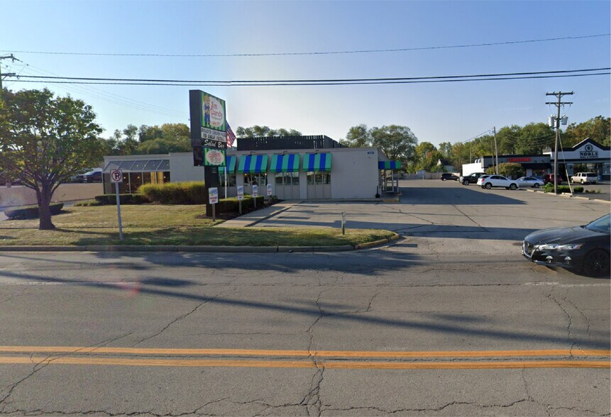 More Photos Of 2301 E Conner St, Noblesville Restaurant For Sale
