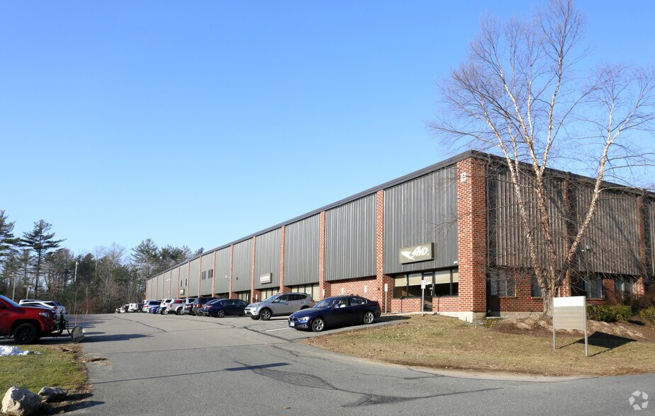 More Photos Of 7 Raymond Ave, Salem Warehouse For Lease