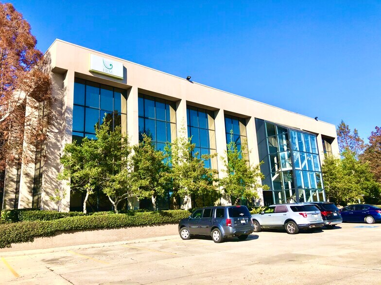 More Photos Of 3029 S Sherwood Forest Blvd, Baton Rouge Loft Creative Space For Lease