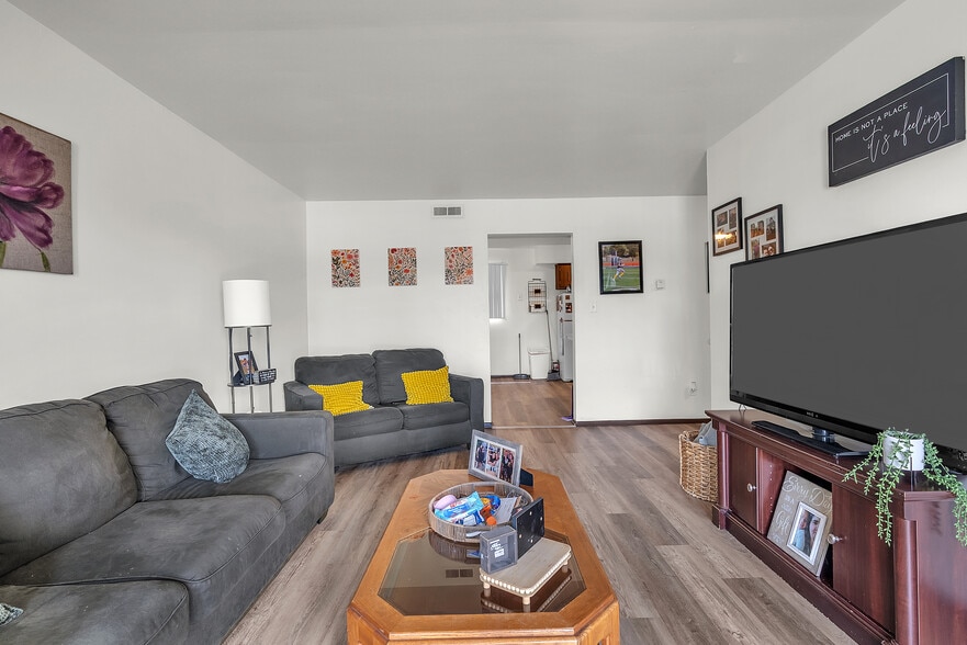More Photos Of 9201 Kennedy Ave, Highland Apartments For Sale