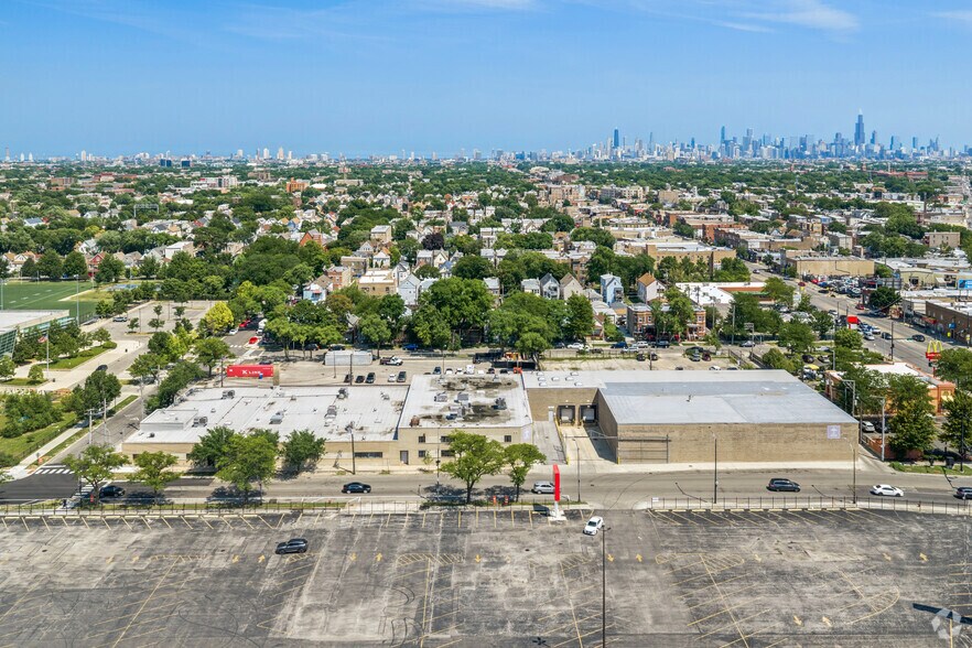 More Photos Of 1657 N Kostner Ave, Chicago Warehouse For Lease