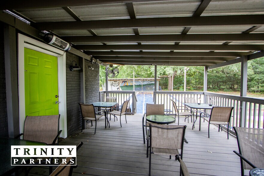 More Photos Of 117 Spears Creek Church Rd, Elgin General Retail For Sale