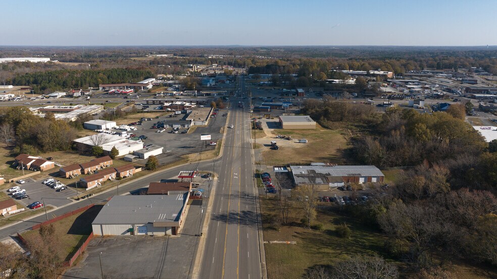 More Photos Of 510 Morgan Mill Rd, Monroe Freestanding For Sale