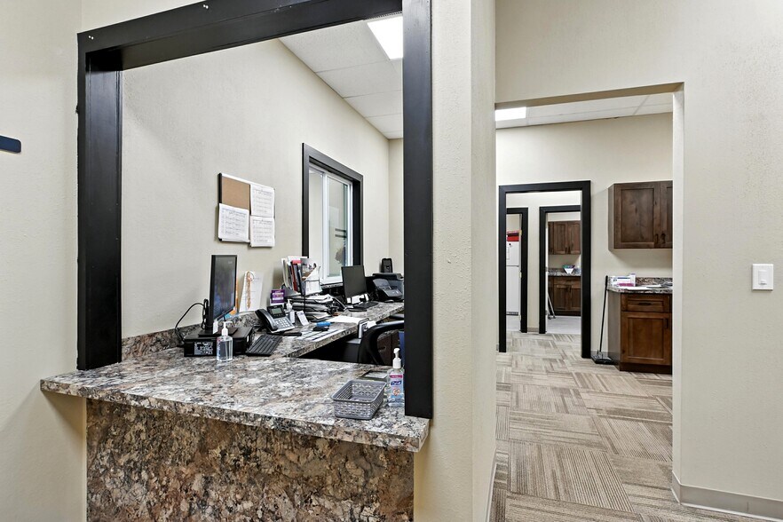 More Photos Of 110-114 W Grand River Ave, Webberville Storefront Retail Residential For Sale