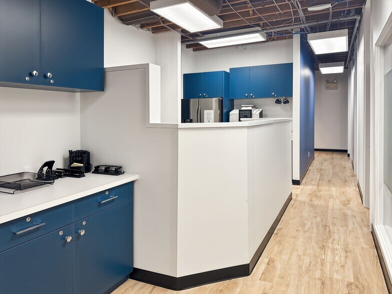 More Photos Of 93 Lombard Av, Winnipeg Coworking Space