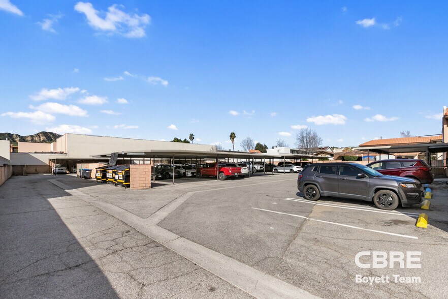 More Photos Of 31737 Ridge Route Rd, Castaic Apartments For Sale