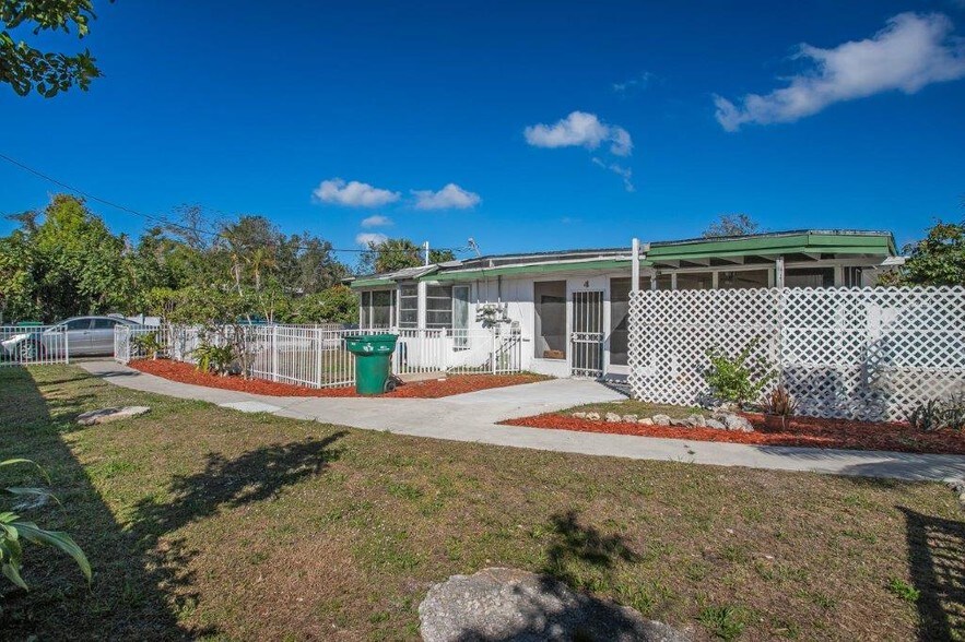 More Photos Of 3100 Areca Ave, Naples Apartments For Sale