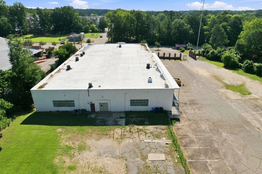 More Photos Of 1512 Garner Rd, Raleigh Warehouse For Lease