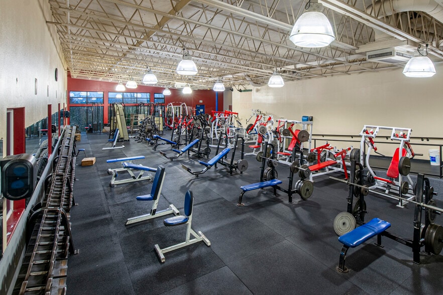 More Photos Of 1713 Beavercreek Rd, Oregon City Freestanding For Lease