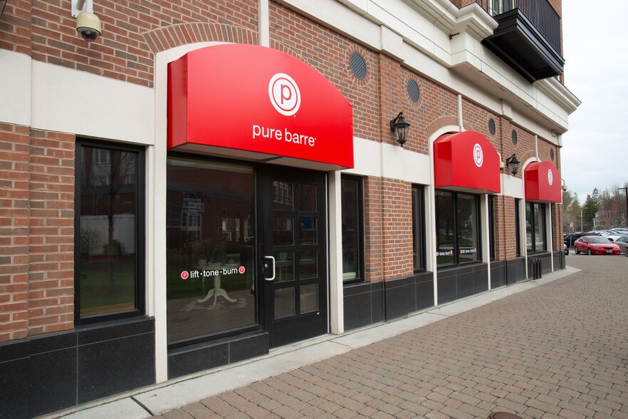 More Photos Of 65 Memorial Rd, West Hartford Office For Lease