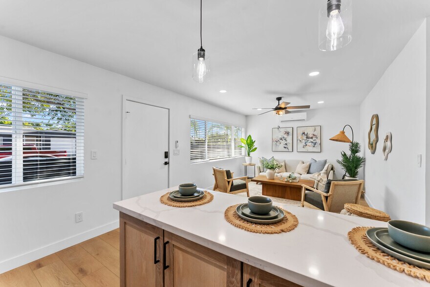 More Photos Of 4286 Samoset Ave, San Diego Multifamily For Sale