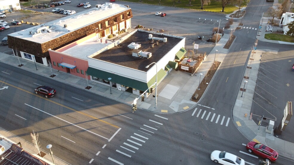 More Photos Of 700-702 George Washington Way, Richland Storefront Retail Office For Lease