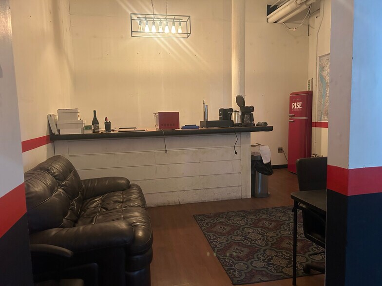 More Photos Of 425 Fairfield Ave, Stamford Warehouse For Lease