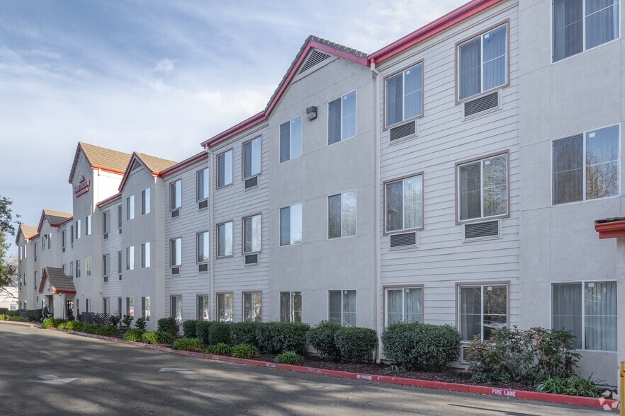 More Photos Of 12180 Tributary Point Dr, Gold River Hotel For Sale