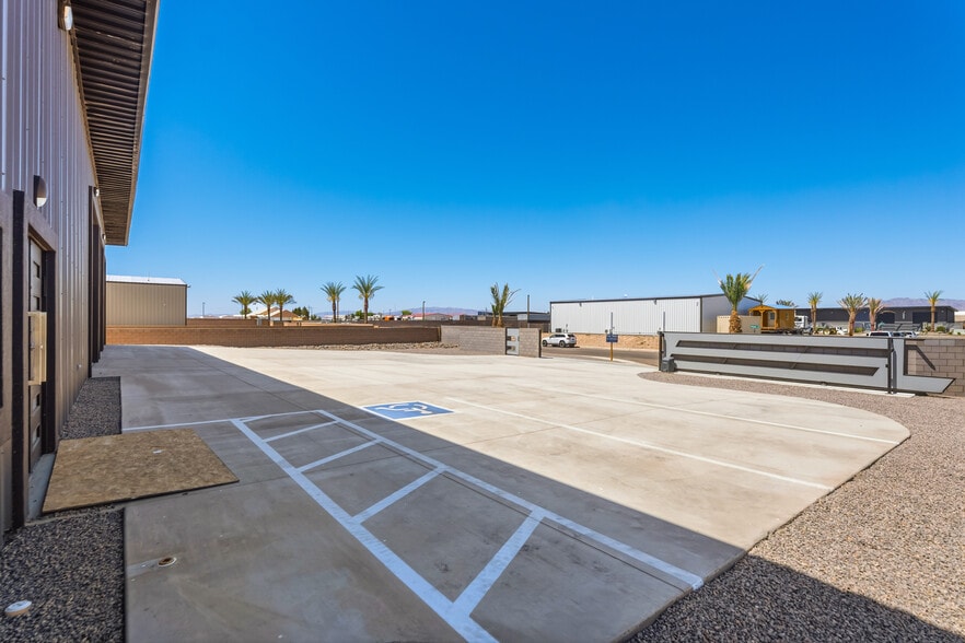 More Photos Of 5894 Amaral rd, Fort Mohave Industrial For Sale