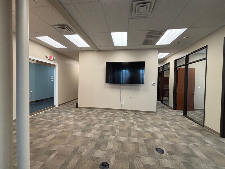 More Photos Of 7709 San Jacinto Pl, Plano Office For Sale