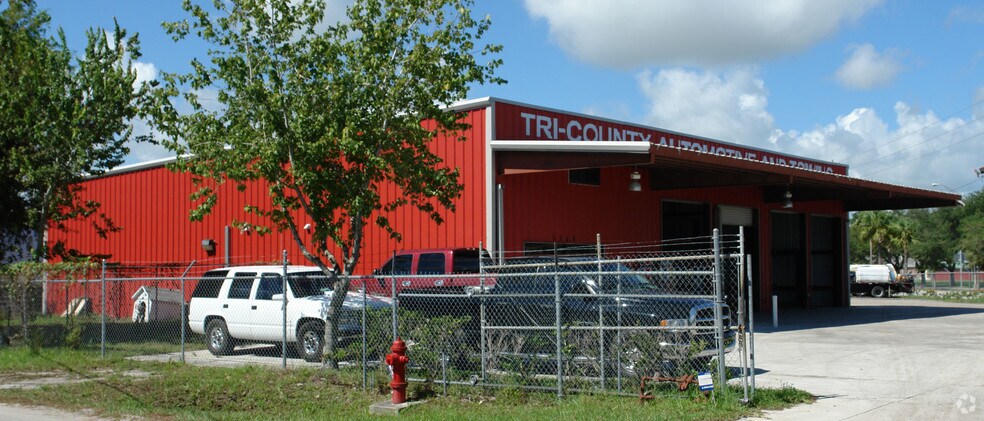 More Photos Of 3345 Okeechobee Rd, Fort Pierce Warehouse For Sale