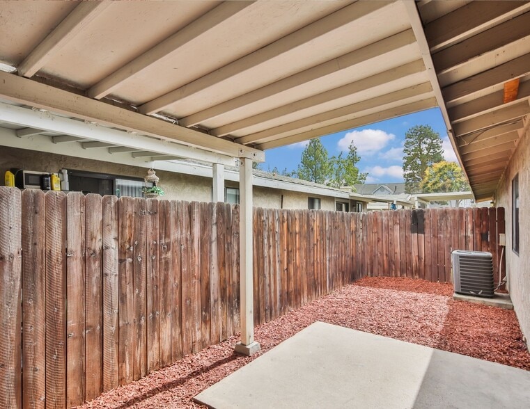 More Photos Of 23925-23967 Eucalyptus Ave, Moreno Valley Apartments For Sale