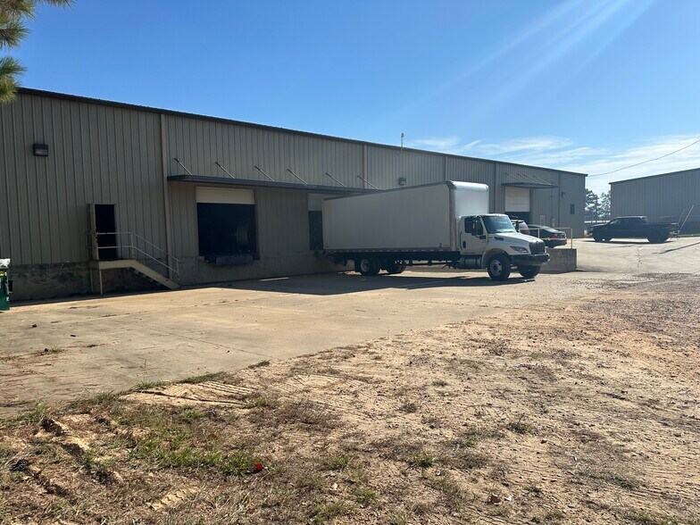 More Photos Of 400 Byram Dr, Byram Warehouse For Sale