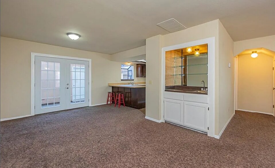 More Photos Of 812 Two Forty Pl, Oklahoma City Apartments For Sale