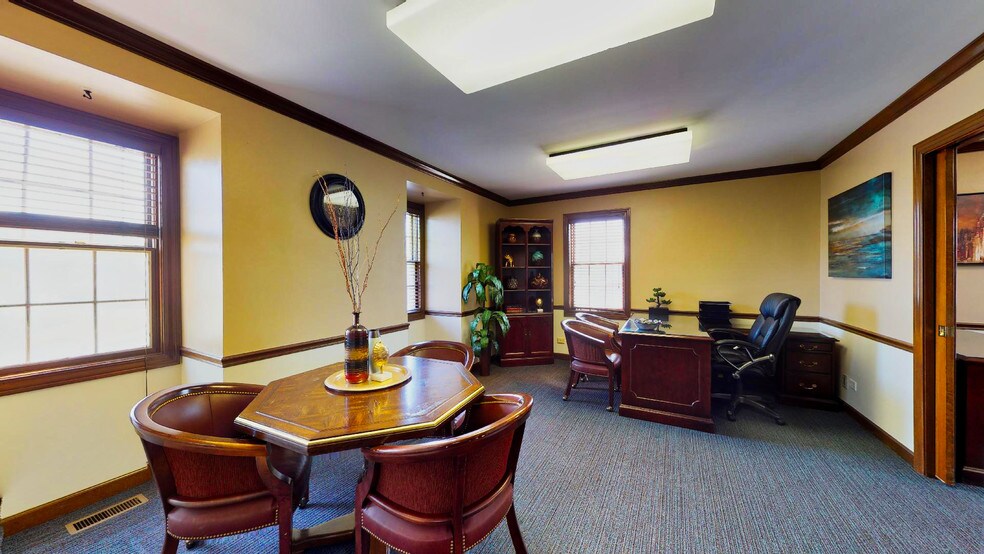 More Photos Of 1632 W Colonial Pky, Inverness Loft Creative Space For Lease