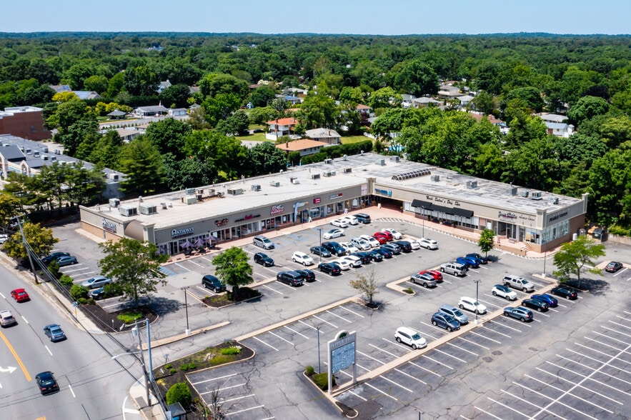 More Photos Of 6401 Jericho Tpke, Commack Restaurant For Sale