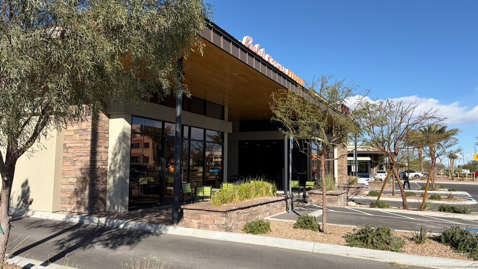 More Photos Of 8460 W Sunset Rd, Las Vegas Unknown For Lease