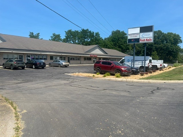 More Photos Of 1699 Lansing Rd, Charlotte Unknown For Lease