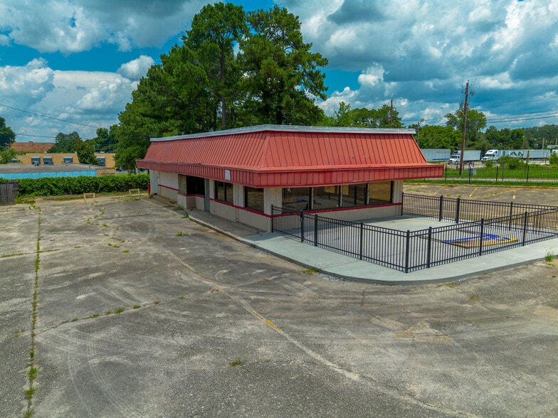 More Photos Of 4145 Fulton Industrial Blvd, Atlanta Fast Food For Lease