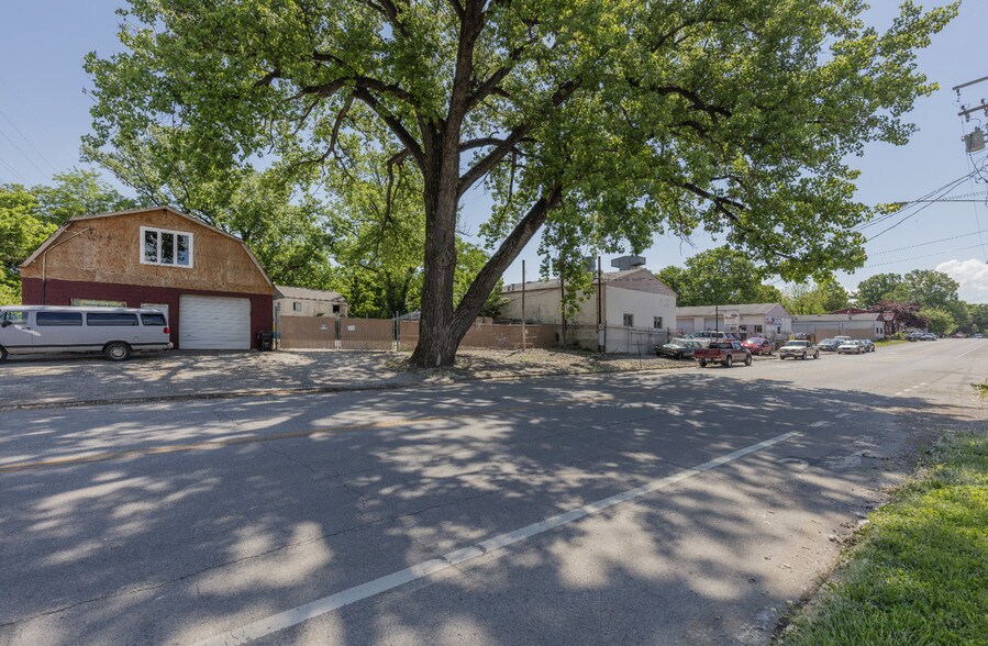 More Photos Of 247 Adams St, Louisville Land For Sale