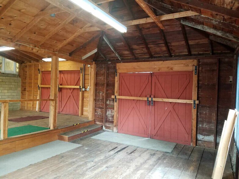 More Photos Of 600 Fairmount Ave, Jamestown Freestanding For Lease