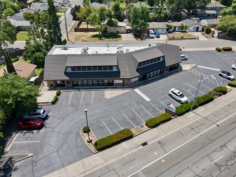 More Photos Of 9300 Madison Ave, Orangevale Office For Lease
