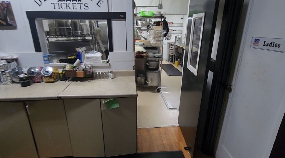 More Photos Of 10786 Highway 126, Mapleton General Retail For Sale