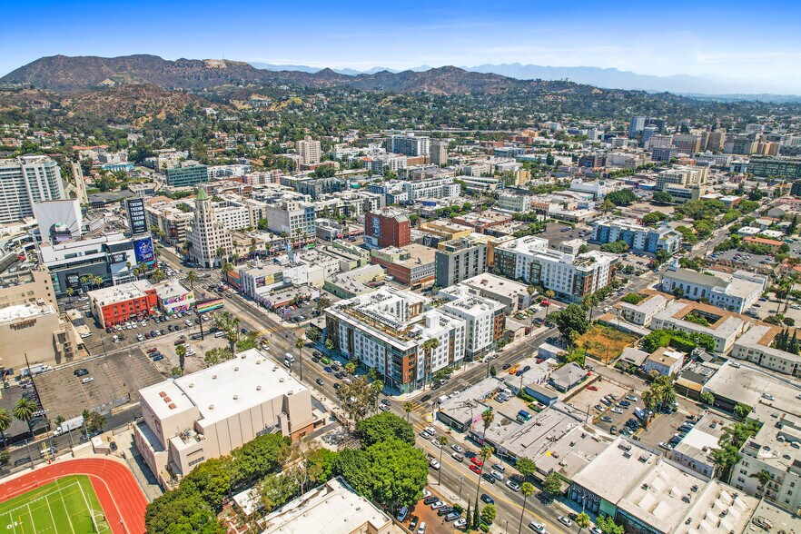 More Photos Of 1600 N Highland Ave, Los Angeles Apartments For Lease