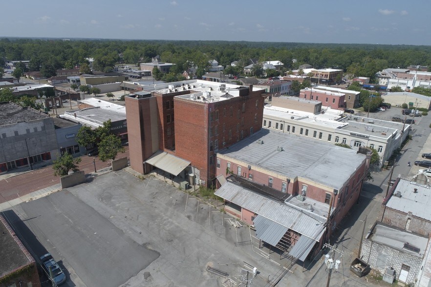 More Photos Of 128 S Grant St, Fitzgerald Office For Sale