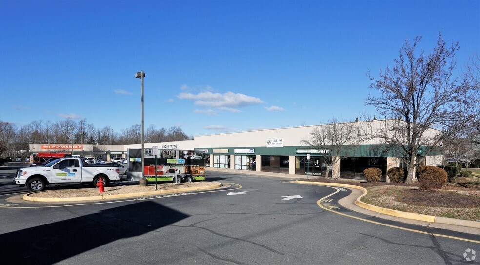 Primary Photo Of 4715-4763 Patriot Hwy, Fredericksburg Storefront Retail Office For Sale