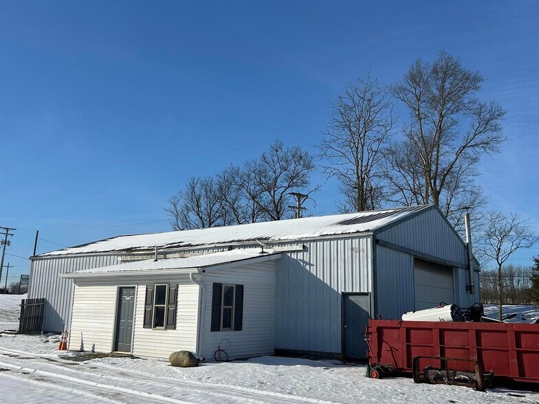More Photos Of 2598 S State Road 121, Connersville Warehouse For Sale